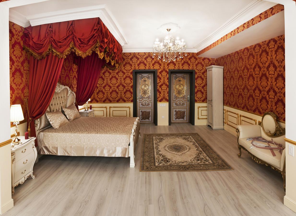 Dating Hotel Cherry Twins (Adults Only) Kyjev Exteriér fotografie